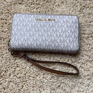 Michael Kors wallet